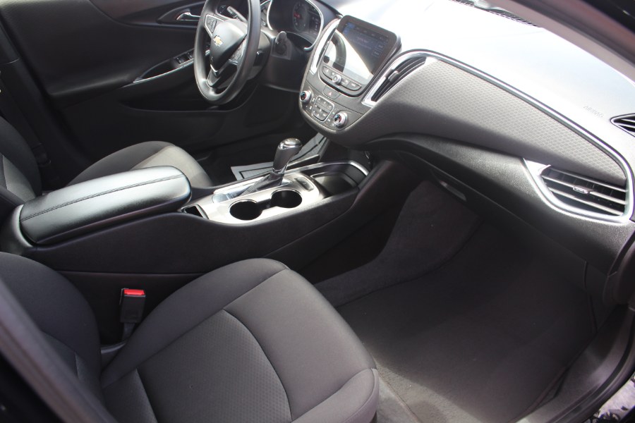 2019 Chevrolet Malibu 4dr Sdn LT w/1LT, available for sale in Deer Park, New York | Car Tec Enterprise Leasing & Sales LLC. Deer Park, New York 2019 Chevrolet Malibu 4dr Sdn LT w/1LT, available for sale in Deer Park, New York | Car Tec Enterprise Leasing & Sales LLC. Deer Park, New York