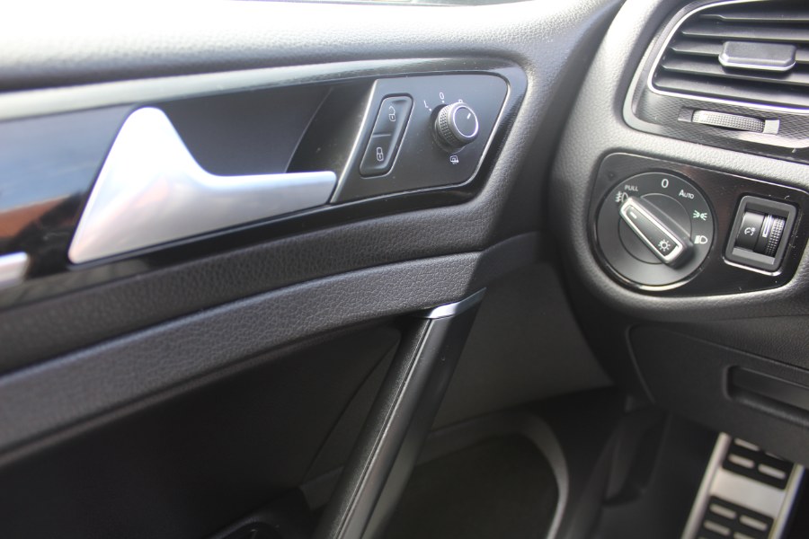 2017 Volkswagen Golf GTI 2.0T 4-Door SE DSG, available for sale in Deer Park, New York | Car Tec Enterprise Leasing & Sales LLC. Deer Park, New York 2017 Volkswagen Golf GTI 2.0T 4-Door SE DSG, available for sale in Deer Park, New York | Car Tec Enterprise Leasing & Sales LLC. Deer Park, New York