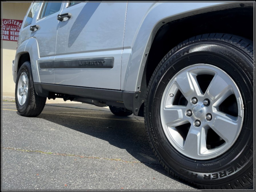 2009 Jeep Liberty 4WD 4dr Sport, available for sale in Huntington Station, New York | My Auto Inc.. Huntington Station, New York 2009 Jeep Liberty 4WD 4dr Sport, available for sale in Huntington Station, New York | My Auto Inc.. Huntington Station, New York