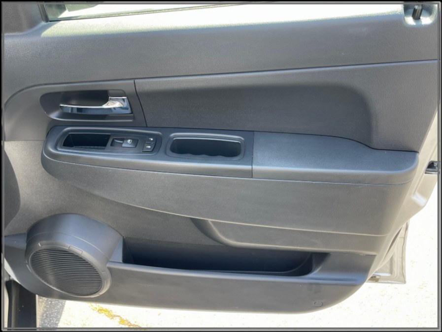 2009 Jeep Liberty 4WD 4dr Sport, available for sale in Huntington Station, New York | My Auto Inc.. Huntington Station, New York 2009 Jeep Liberty 4WD 4dr Sport, available for sale in Huntington Station, New York | My Auto Inc.. Huntington Station, New York