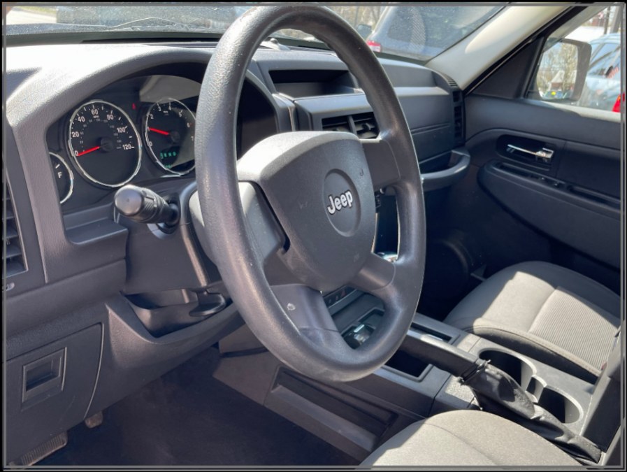 2009 Jeep Liberty 4WD 4dr Sport, available for sale in Huntington Station, New York | My Auto Inc.. Huntington Station, New York 2009 Jeep Liberty 4WD 4dr Sport, available for sale in Huntington Station, New York | My Auto Inc.. Huntington Station, New York