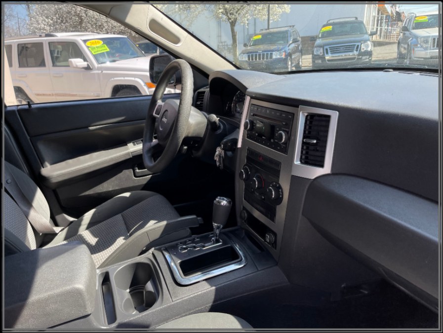 2008 Jeep Grand Cherokee 4WD 4dr Laredo, available for sale in Huntington Station, New York | My Auto Inc.. Huntington Station, New York 2008 Jeep Grand Cherokee 4WD 4dr Laredo, available for sale in Huntington Station, New York | My Auto Inc.. Huntington Station, New York