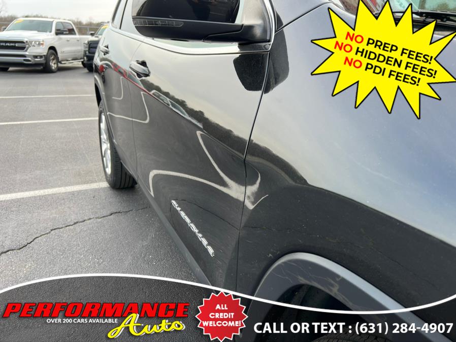 2015 Jeep Cherokee 4WD 4dr Limited, available for sale in Bohemia, New York | Performance Auto Inc. Bohemia, New York 2015 Jeep Cherokee 4WD 4dr Limited, available for sale in Bohemia, New York | Performance Auto Inc. Bohemia, New York