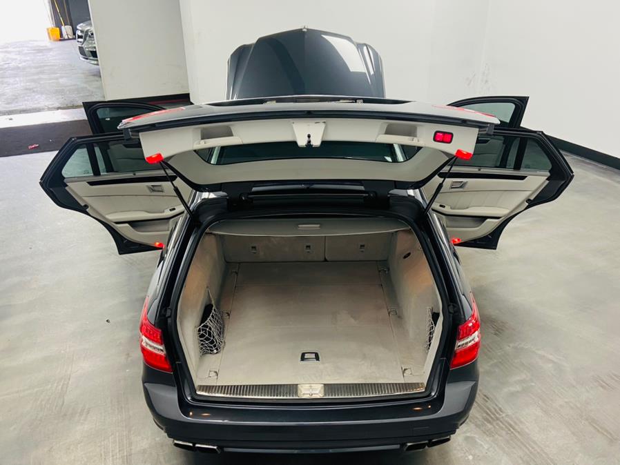 Used Mercedes-Benz E-Class 4dr Wgn E 63 AMG RWD 2013 | East Coast Auto Group. Linden, New Jersey Used Mercedes-Benz E-Class 4dr Wgn E 63 AMG RWD 2013 | East Coast Auto Group. Linden, New Jersey