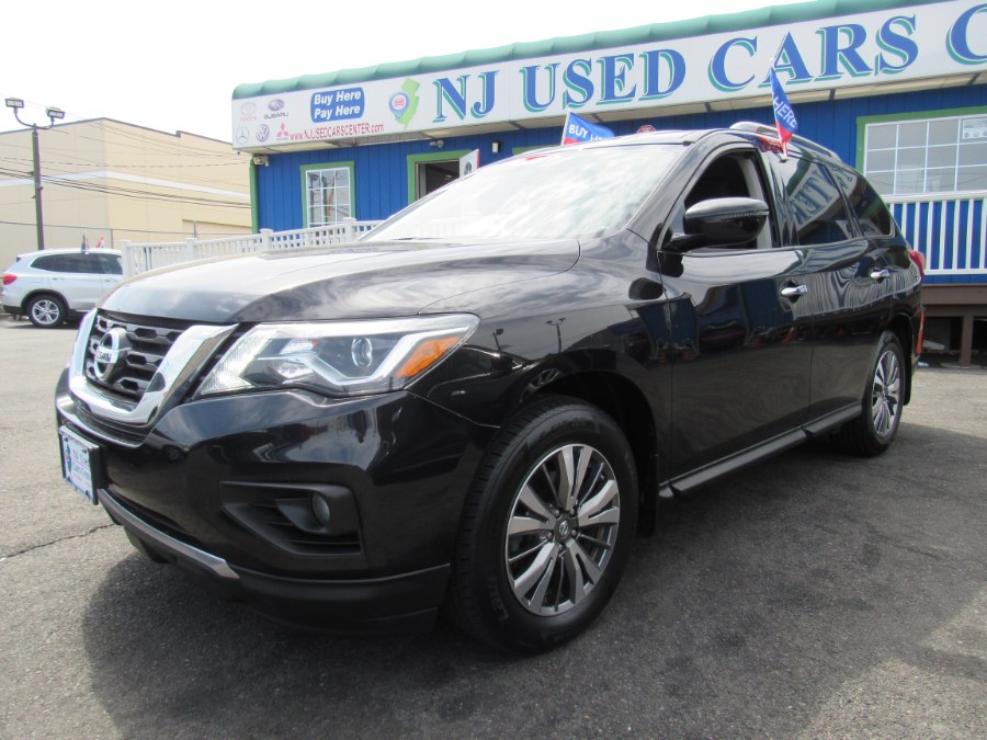 Used Nissan Pathfinder 4x4 SV 2018 | NJ Used Cars Center. Irvington, New Jersey Used Nissan Pathfinder 4x4 SV 2018 | NJ Used Cars Center. Irvington, New Jersey
