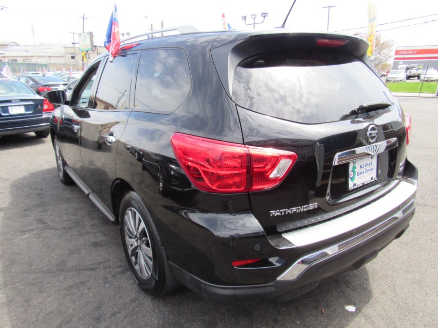 2018 Nissan Pathfinder 4x4 SV, available for sale in Irvington, New Jersey | NJ Used Cars Center. Irvington, New Jersey 2018 Nissan Pathfinder 4x4 SV, available for sale in Irvington, New Jersey | NJ Used Cars Center. Irvington, New Jersey