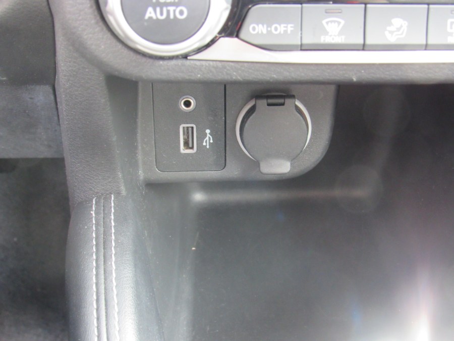 Used Nissan Kicks SV FWD 2020 | NJ Used Cars Center. Irvington, New Jersey Used Nissan Kicks SV FWD 2020 | NJ Used Cars Center. Irvington, New Jersey