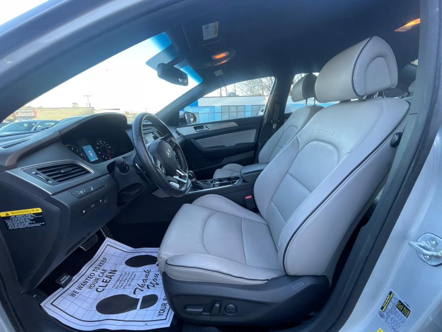 Used Hyundai Sonata 4dr Sdn 2.0T Sport *Ltd Avail* 2015 | Auto Match LLC. Waterbury, Connecticut Used Hyundai Sonata 4dr Sdn 2.0T Sport *Ltd Avail* 2015 | Auto Match LLC. Waterbury, Connecticut