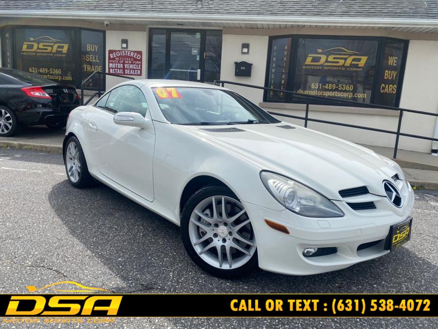 2007 Mercedes-Benz SLK-Class 2dr Roadster 3.5L, available for sale in Commack, New York | DSA Motor Sports Corp. Commack, New York