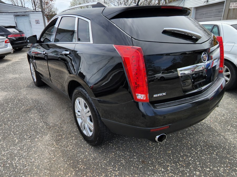 Used Cadillac SRX FWD 4dr Luxury Collection 2011 | Romaxx Truxx. Patchogue, New York