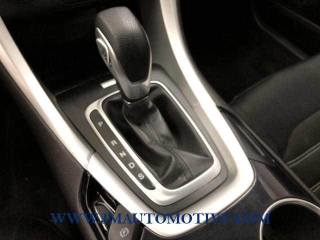 2015 Ford Fusion 4dr Sdn SE FWD, available for sale in Naugatuck, Connecticut | J&M Automotive Sls&Svc LLC. Naugatuck, Connecticut 2015 Ford Fusion 4dr Sdn SE FWD, available for sale in Naugatuck, Connecticut | J&M Automotive Sls&Svc LLC. Naugatuck, Connecticut