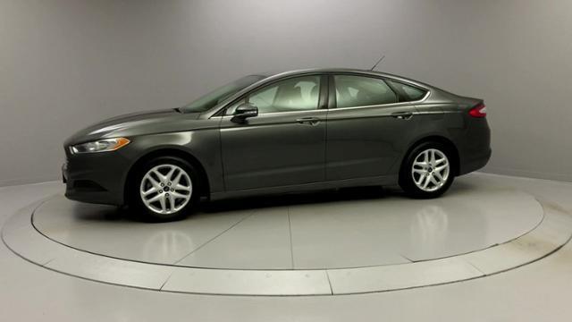 2015 Ford Fusion 4dr Sdn SE FWD, available for sale in Naugatuck, Connecticut | J&M Automotive Sls&Svc LLC. Naugatuck, Connecticut 2015 Ford Fusion 4dr Sdn SE FWD, available for sale in Naugatuck, Connecticut | J&M Automotive Sls&Svc LLC. Naugatuck, Connecticut