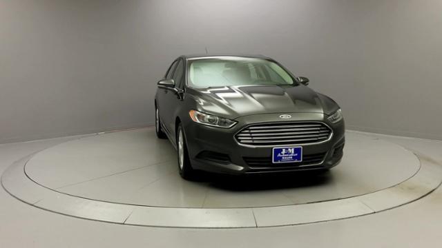 2015 Ford Fusion 4dr Sdn SE FWD, available for sale in Naugatuck, Connecticut | J&M Automotive Sls&Svc LLC. Naugatuck, Connecticut 2015 Ford Fusion 4dr Sdn SE FWD, available for sale in Naugatuck, Connecticut | J&M Automotive Sls&Svc LLC. Naugatuck, Connecticut