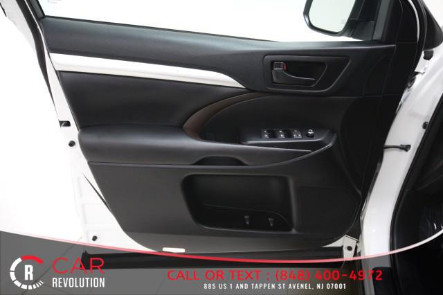 2018 Toyota Highlander LE AWD w/ rearCam, available for sale in Avenel, New Jersey | Car Revolution. Avenel, New Jersey 2018 Toyota Highlander LE AWD w/ rearCam, available for sale in Avenel, New Jersey | Car Revolution. Avenel, New Jersey
