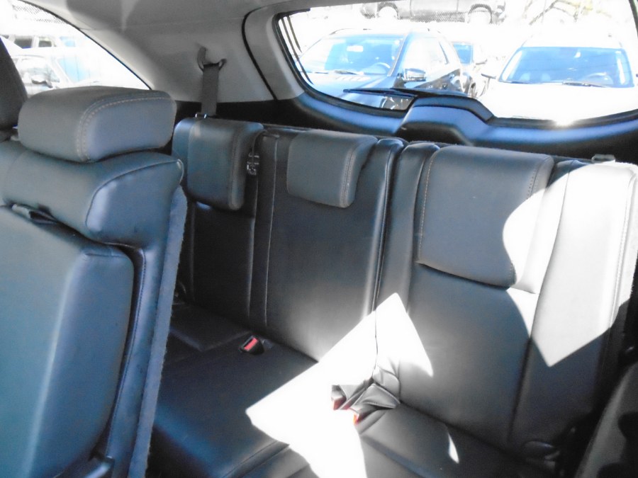 2014 Toyota Highlander AWD 4dr V6 XLE (Natl), available for sale in Waterbury, Connecticut | Jim Juliani Motors. Waterbury, Connecticut 2014 Toyota Highlander AWD 4dr V6 XLE (Natl), available for sale in Waterbury, Connecticut | Jim Juliani Motors. Waterbury, Connecticut