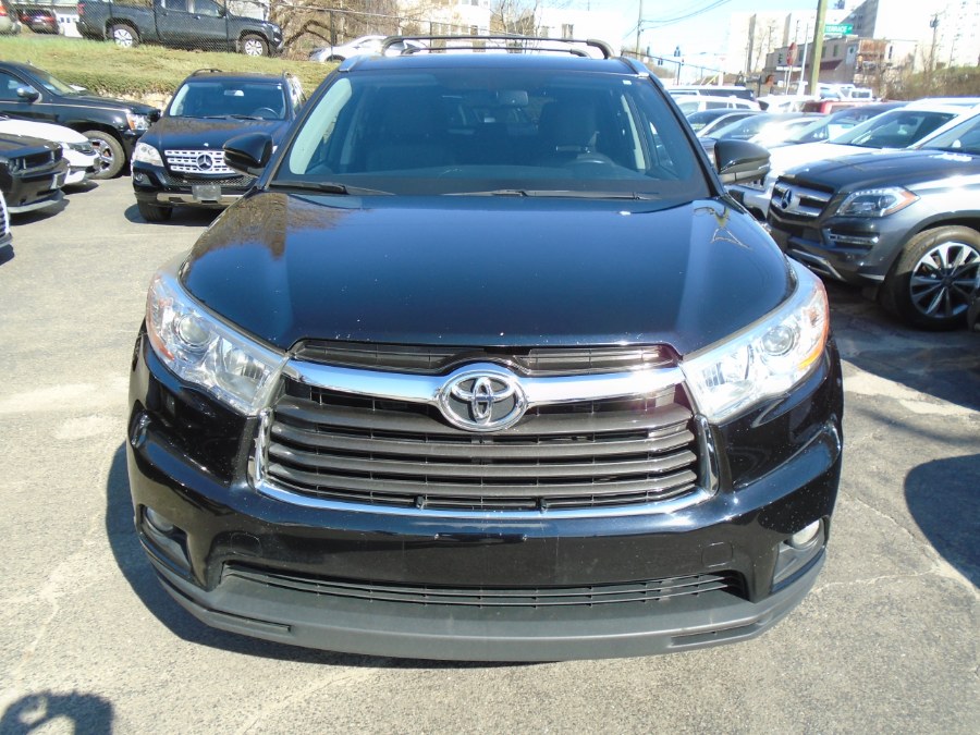 2014 Toyota Highlander AWD 4dr V6 XLE (Natl), available for sale in Waterbury, Connecticut | Jim Juliani Motors. Waterbury, Connecticut 2014 Toyota Highlander AWD 4dr V6 XLE (Natl), available for sale in Waterbury, Connecticut | Jim Juliani Motors. Waterbury, Connecticut