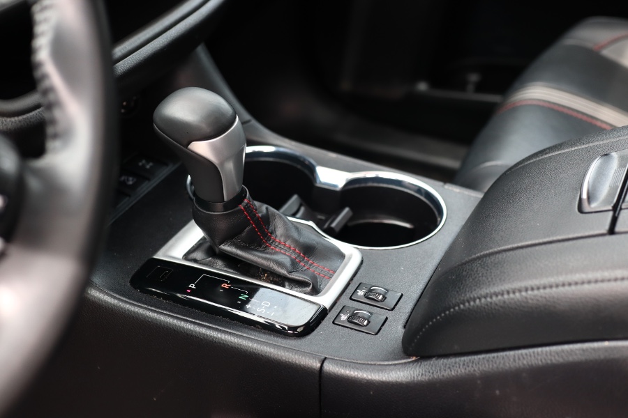 Used Toyota Highlander SE V6 AWD (Natl) 2019 | Hillside Auto Mall Inc.. Jamaica, New York Used Toyota Highlander SE V6 AWD (Natl) 2019 | Hillside Auto Mall Inc.. Jamaica, New York