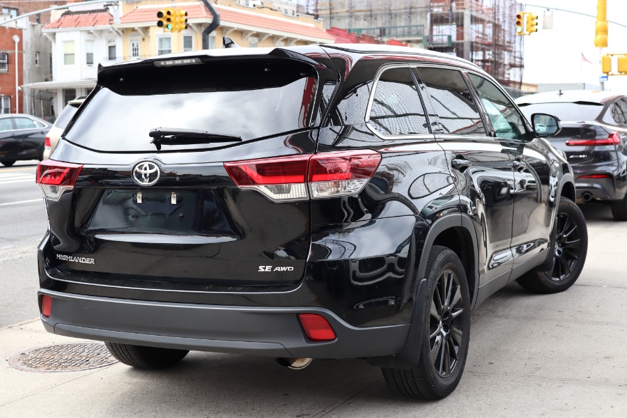 Used Toyota Highlander SE V6 AWD (Natl) 2019 | Hillside Auto Mall Inc.. Jamaica, New York Used Toyota Highlander SE V6 AWD (Natl) 2019 | Hillside Auto Mall Inc.. Jamaica, New York