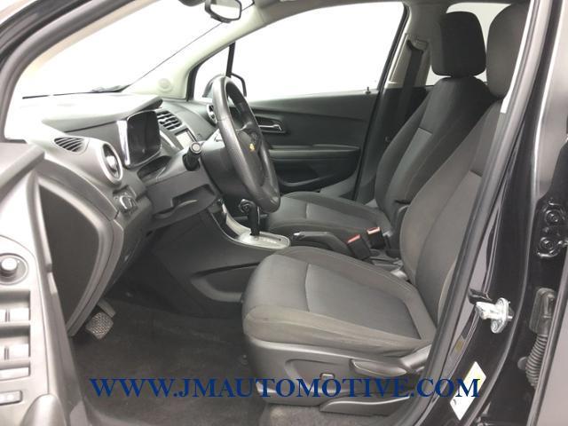 2016 Chevrolet Trax AWD 4dr LT, available for sale in Naugatuck, Connecticut | J&M Automotive Sls&Svc LLC. Naugatuck, Connecticut 2016 Chevrolet Trax AWD 4dr LT, available for sale in Naugatuck, Connecticut | J&M Automotive Sls&Svc LLC. Naugatuck, Connecticut