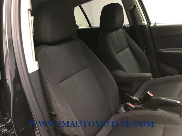 2016 Chevrolet Trax AWD 4dr LT, available for sale in Naugatuck, Connecticut | J&M Automotive Sls&Svc LLC. Naugatuck, Connecticut 2016 Chevrolet Trax AWD 4dr LT, available for sale in Naugatuck, Connecticut | J&M Automotive Sls&Svc LLC. Naugatuck, Connecticut
