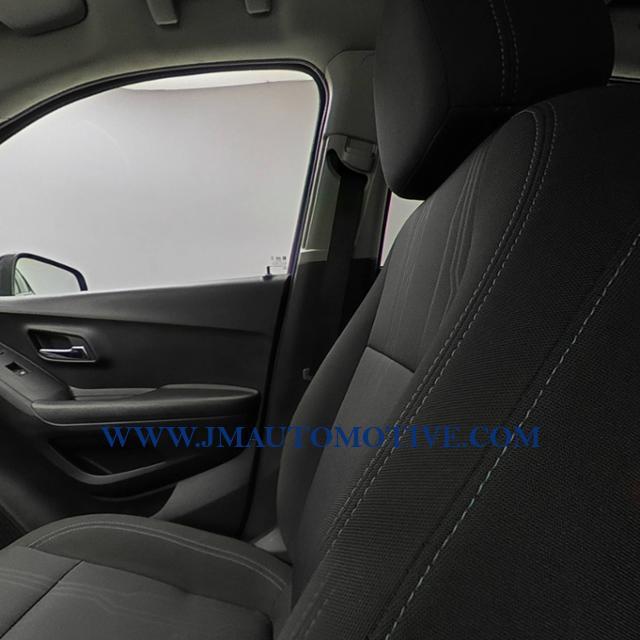 2016 Chevrolet Trax AWD 4dr LT, available for sale in Naugatuck, Connecticut | J&M Automotive Sls&Svc LLC. Naugatuck, Connecticut 2016 Chevrolet Trax AWD 4dr LT, available for sale in Naugatuck, Connecticut | J&M Automotive Sls&Svc LLC. Naugatuck, Connecticut