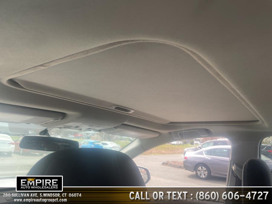 2015 Toyota RAV4 AWD 4dr XLE (Natl), available for sale in S.Windsor, Connecticut | Empire Auto Wholesalers. S.Windsor, Connecticut 2015 Toyota RAV4 AWD 4dr XLE (Natl), available for sale in S.Windsor, Connecticut | Empire Auto Wholesalers. S.Windsor, Connecticut