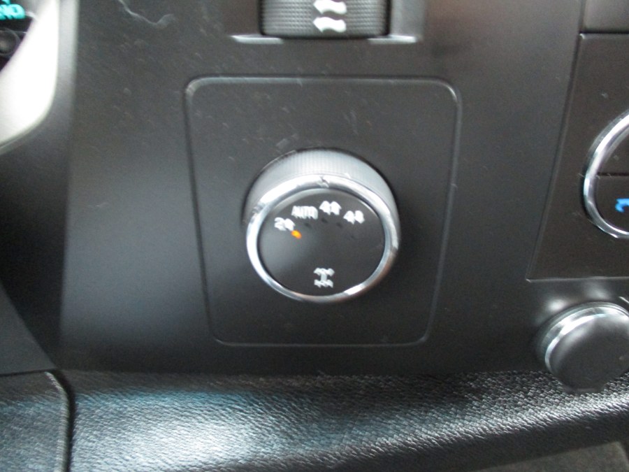 2013 Chevrolet Silverado 1500 4WD Ext Cab LT, available for sale in West Babylon, New York | New Gen Auto Group. West Babylon, New York 2013 Chevrolet Silverado 1500 4WD Ext Cab LT, available for sale in West Babylon, New York | New Gen Auto Group. West Babylon, New York