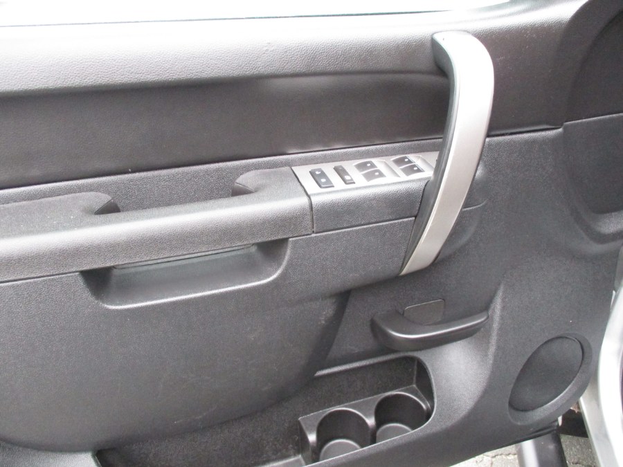 2013 Chevrolet Silverado 1500 4WD Ext Cab LT, available for sale in West Babylon, New York | New Gen Auto Group. West Babylon, New York 2013 Chevrolet Silverado 1500 4WD Ext Cab LT, available for sale in West Babylon, New York | New Gen Auto Group. West Babylon, New York