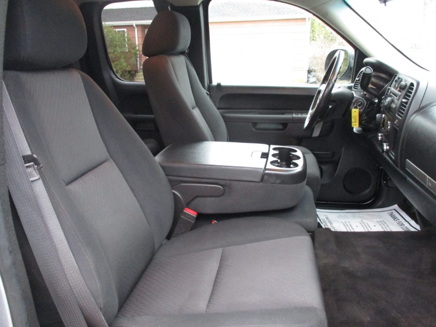 2013 Chevrolet Silverado 1500 4WD Ext Cab LT, available for sale in West Babylon, New York | New Gen Auto Group. West Babylon, New York 2013 Chevrolet Silverado 1500 4WD Ext Cab LT, available for sale in West Babylon, New York | New Gen Auto Group. West Babylon, New York