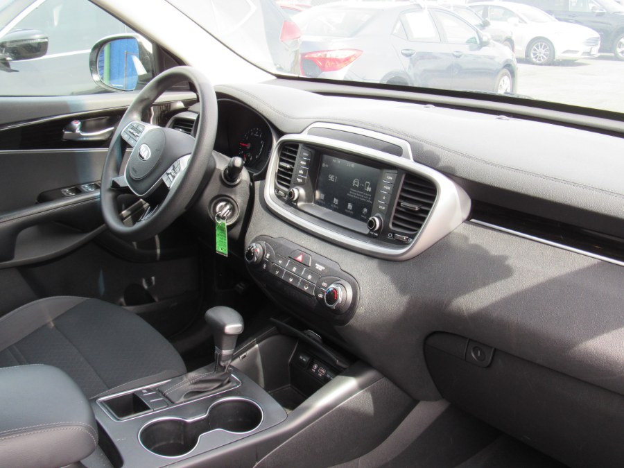 2020 Kia Sorento LX V6 FWD, available for sale in Irvington, New Jersey | NJ Used Cars Center. Irvington, New Jersey 2020 Kia Sorento LX V6 FWD, available for sale in Irvington, New Jersey | NJ Used Cars Center. Irvington, New Jersey