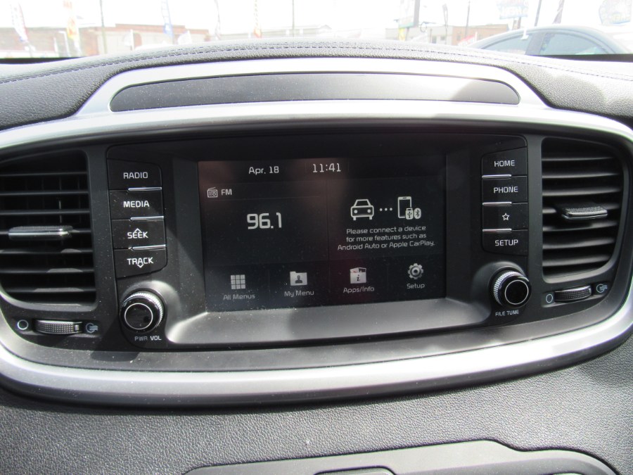 2020 Kia Sorento LX V6 FWD, available for sale in Irvington, New Jersey | NJ Used Cars Center. Irvington, New Jersey 2020 Kia Sorento LX V6 FWD, available for sale in Irvington, New Jersey | NJ Used Cars Center. Irvington, New Jersey