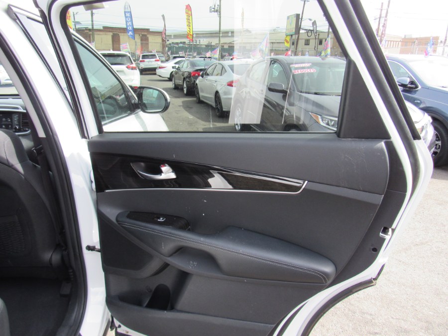 2020 Kia Sorento LX V6 FWD, available for sale in Irvington, New Jersey | NJ Used Cars Center. Irvington, New Jersey 2020 Kia Sorento LX V6 FWD, available for sale in Irvington, New Jersey | NJ Used Cars Center. Irvington, New Jersey