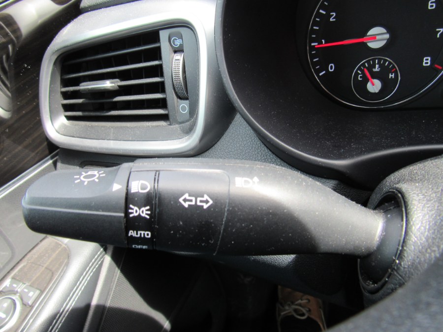 2020 Kia Sorento LX V6 FWD, available for sale in Irvington, New Jersey | NJ Used Cars Center. Irvington, New Jersey 2020 Kia Sorento LX V6 FWD, available for sale in Irvington, New Jersey | NJ Used Cars Center. Irvington, New Jersey