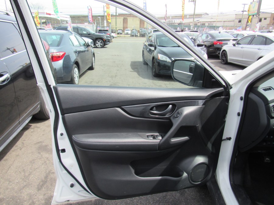 Used Nissan Rogue AWD SV 2020 | NJ Used Cars Center. Irvington, New Jersey Used Nissan Rogue AWD SV 2020 | NJ Used Cars Center. Irvington, New Jersey