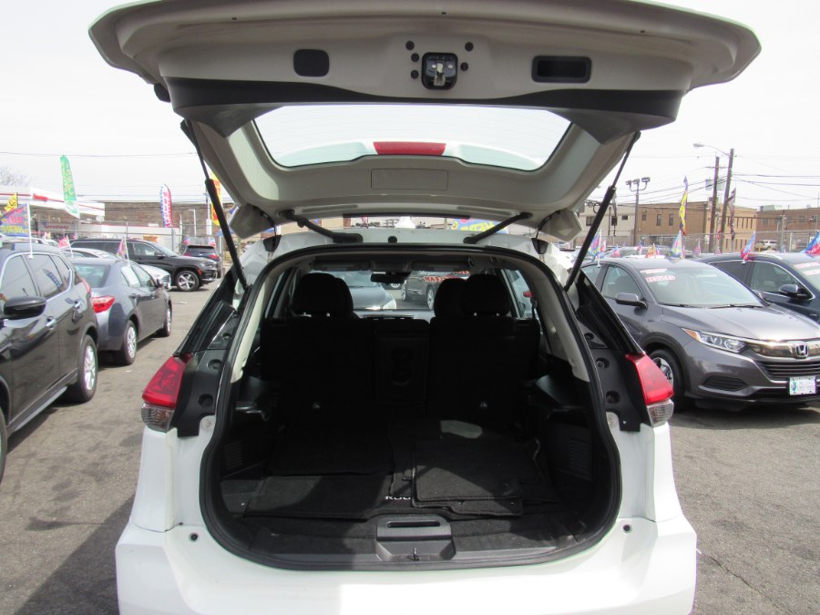 Used Nissan Rogue AWD SV 2020 | NJ Used Cars Center. Irvington, New Jersey Used Nissan Rogue AWD SV 2020 | NJ Used Cars Center. Irvington, New Jersey
