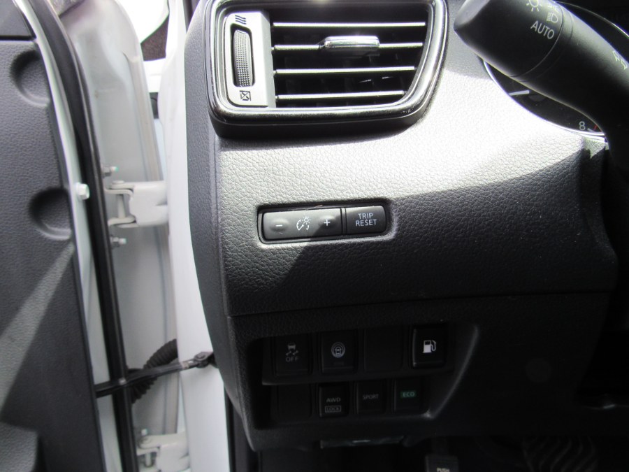 Used Nissan Rogue AWD SV 2020 | NJ Used Cars Center. Irvington, New Jersey Used Nissan Rogue AWD SV 2020 | NJ Used Cars Center. Irvington, New Jersey
