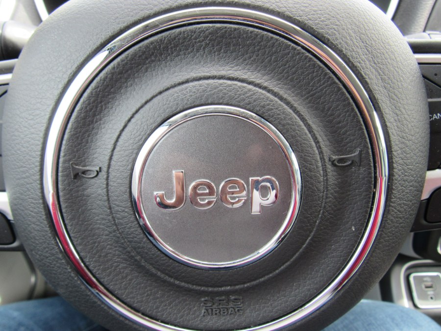 2018 Jeep Compass Latitude FWD, available for sale in Irvington, New Jersey | NJ Used Cars Center. Irvington, New Jersey 2018 Jeep Compass Latitude FWD, available for sale in Irvington, New Jersey | NJ Used Cars Center. Irvington, New Jersey