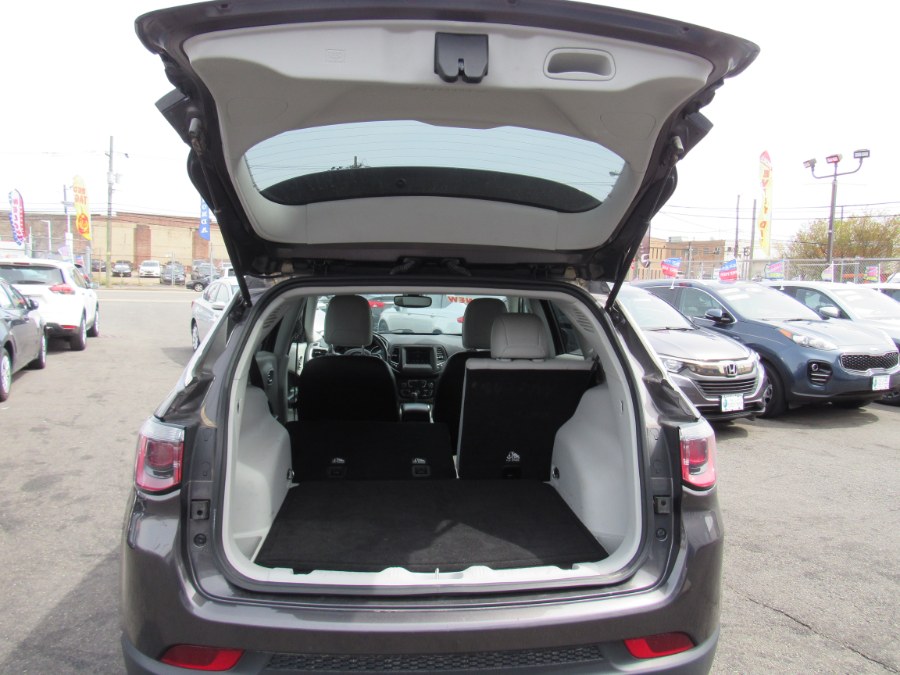 2018 Jeep Compass Latitude FWD, available for sale in Irvington, New Jersey | NJ Used Cars Center. Irvington, New Jersey 2018 Jeep Compass Latitude FWD, available for sale in Irvington, New Jersey | NJ Used Cars Center. Irvington, New Jersey