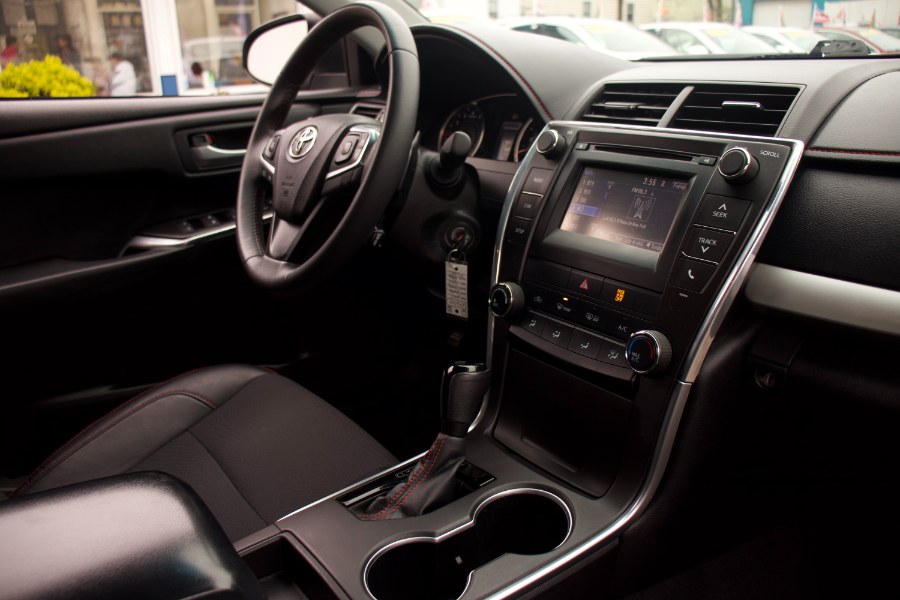 Used Toyota Camry SE Automatic (Natl) 2017 | Route 27 Auto Mall. Linden, New Jersey Used Toyota Camry SE Automatic (Natl) 2017 | Route 27 Auto Mall. Linden, New Jersey
