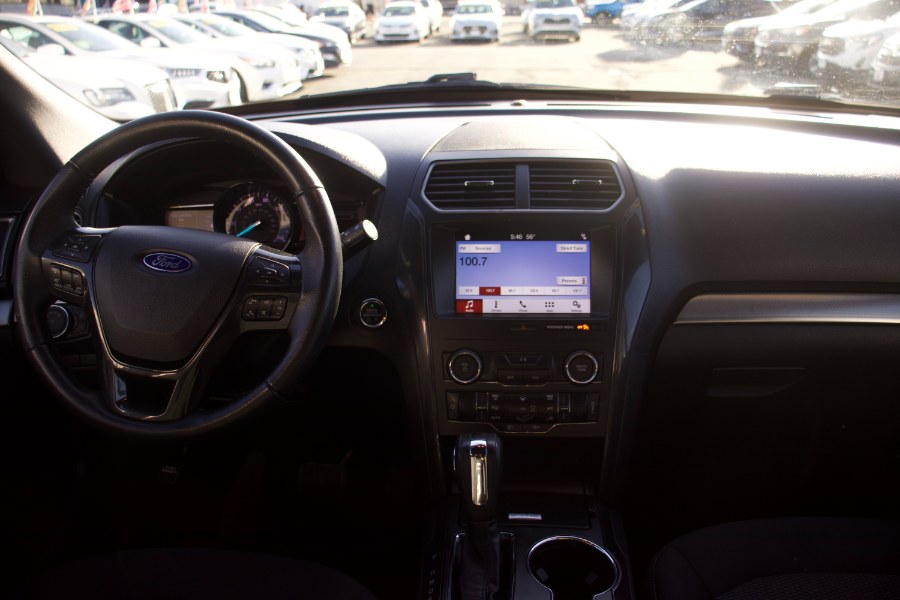 2018 Ford Explorer XLT 4WD, available for sale in Linden, New Jersey | Route 27 Auto Mall. Linden, New Jersey 2018 Ford Explorer XLT 4WD, available for sale in Linden, New Jersey | Route 27 Auto Mall. Linden, New Jersey