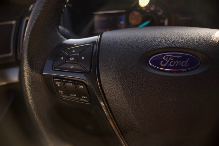2018 Ford Explorer XLT 4WD, available for sale in Linden, New Jersey | Route 27 Auto Mall. Linden, New Jersey 2018 Ford Explorer XLT 4WD, available for sale in Linden, New Jersey | Route 27 Auto Mall. Linden, New Jersey