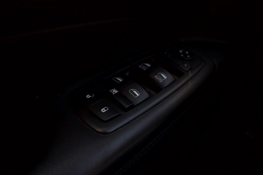 2019 Jeep Grand Cherokee Limited 4x4, available for sale in Linden, New Jersey | Route 27 Auto Mall. Linden, New Jersey 2019 Jeep Grand Cherokee Limited 4x4, available for sale in Linden, New Jersey | Route 27 Auto Mall. Linden, New Jersey