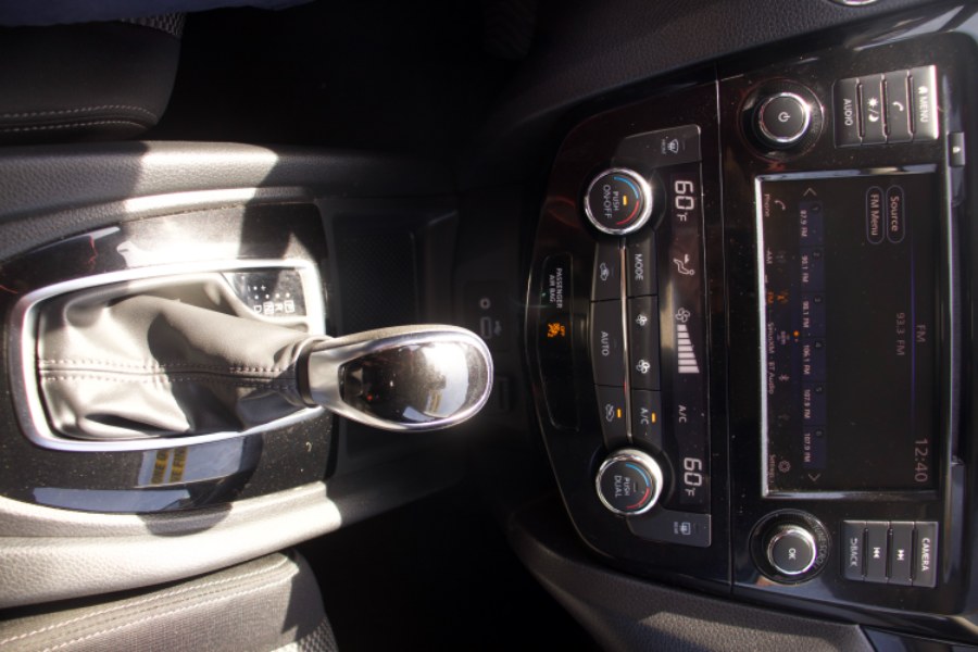 2020 Nissan Rogue Sport AWD SV, available for sale in Linden, New Jersey | Route 27 Auto Mall. Linden, New Jersey 2020 Nissan Rogue Sport AWD SV, available for sale in Linden, New Jersey | Route 27 Auto Mall. Linden, New Jersey