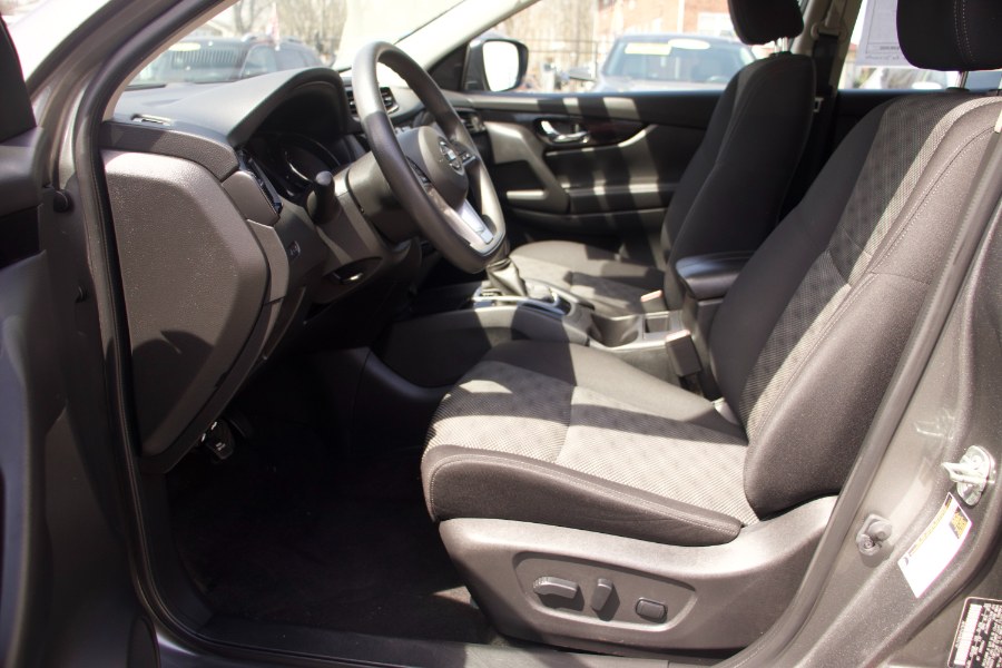 2020 Nissan Rogue Sport AWD SV, available for sale in Linden, New Jersey | Route 27 Auto Mall. Linden, New Jersey 2020 Nissan Rogue Sport AWD SV, available for sale in Linden, New Jersey | Route 27 Auto Mall. Linden, New Jersey