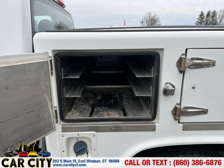 2010 Chevrolet Colorado 2WD Reg Cab 111.2" Work Truck, available for sale in East Windsor, Connecticut | Car City LLC. East Windsor, Connecticut