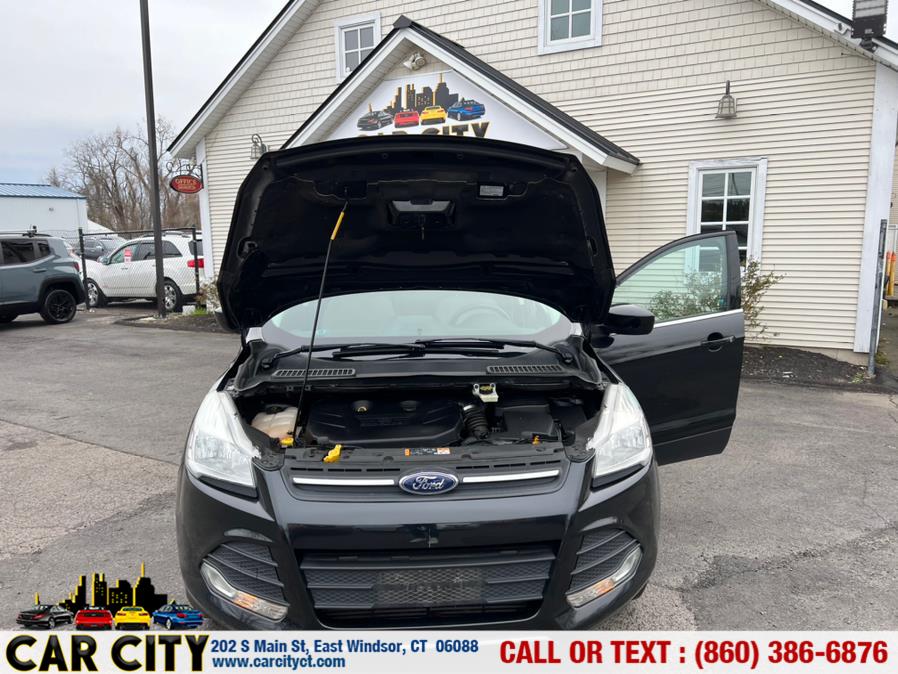 2014 Ford Escape 4WD 4dr SE, available for sale in East Windsor, Connecticut | Car City LLC. East Windsor, Connecticut 2014 Ford Escape 4WD 4dr SE, available for sale in East Windsor, Connecticut | Car City LLC. East Windsor, Connecticut