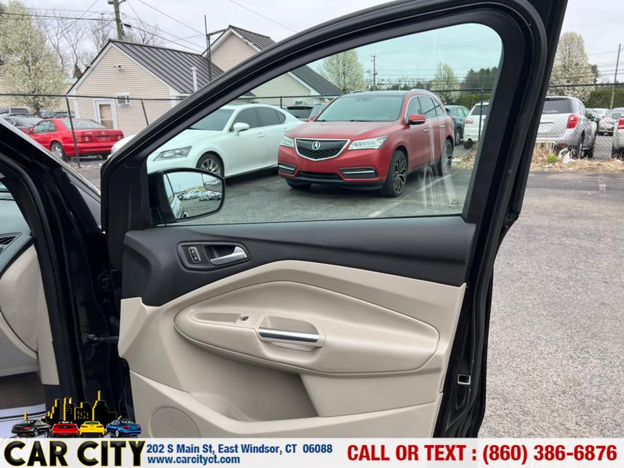 2014 Ford Escape 4WD 4dr SE, available for sale in East Windsor, Connecticut | Car City LLC. East Windsor, Connecticut 2014 Ford Escape 4WD 4dr SE, available for sale in East Windsor, Connecticut | Car City LLC. East Windsor, Connecticut