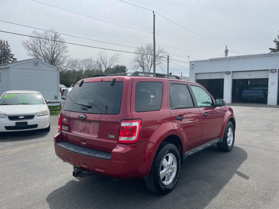 Used Ford Escape 4WD 4dr XLT 2012 | CT Car Co LLC. East Windsor, Connecticut