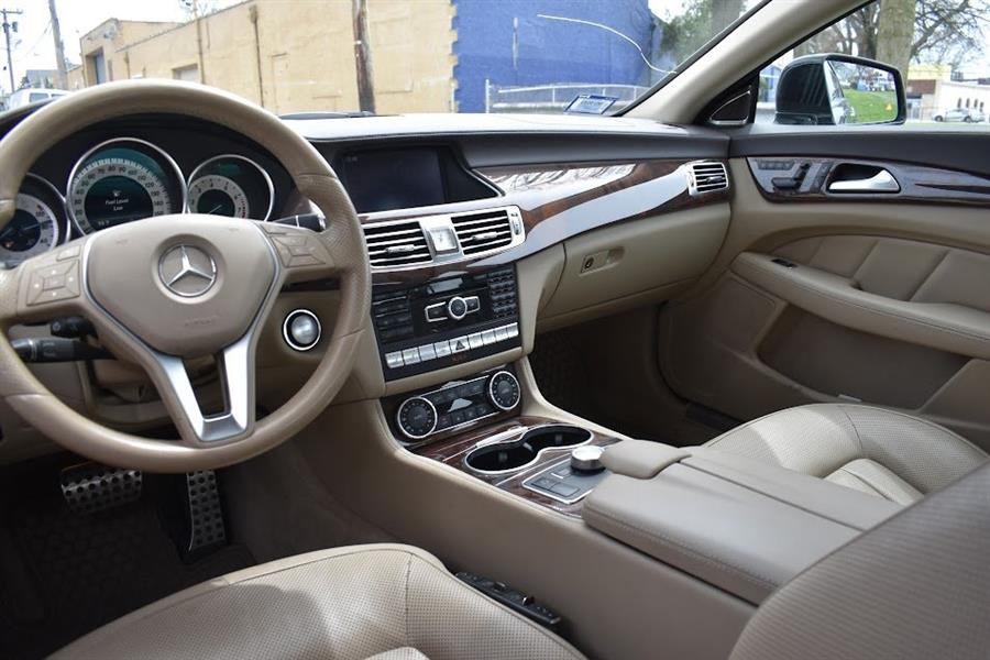 Used Mercedes-benz Cls CLS 550 2014 | Certified Performance Motors. Valley Stream, New York