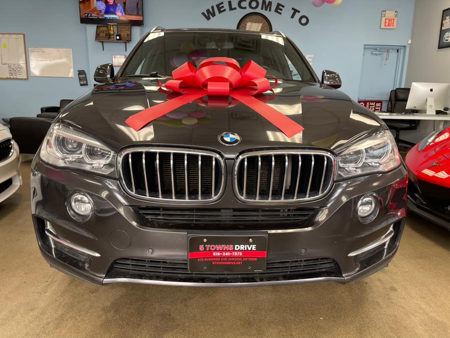 Used BMW X5 sDrive35i Sports Activity Vehicle 2017 | 5 Towns Drive. Inwood, New York Used BMW X5 sDrive35i Sports Activity Vehicle 2017 | 5 Towns Drive. Inwood, New York